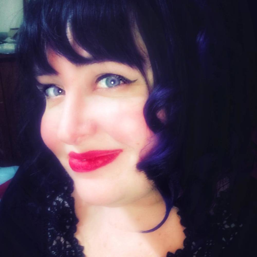 Meet your Posher, Ivy